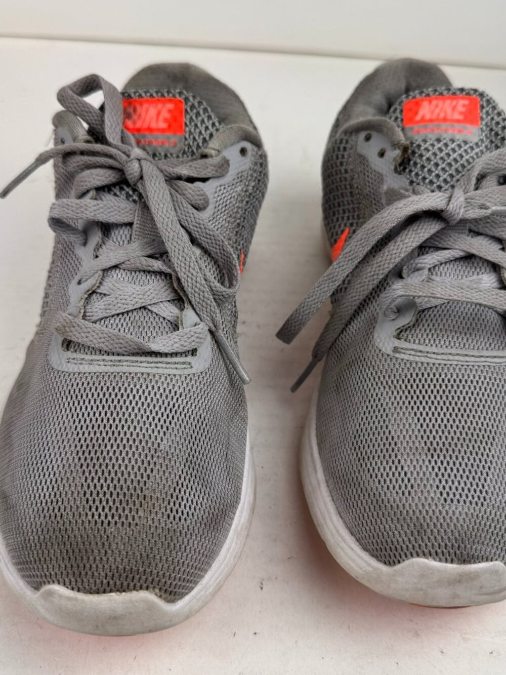 Nike Revolution 3 Women's Gray Orange Running Shoes Size 6 819302-002